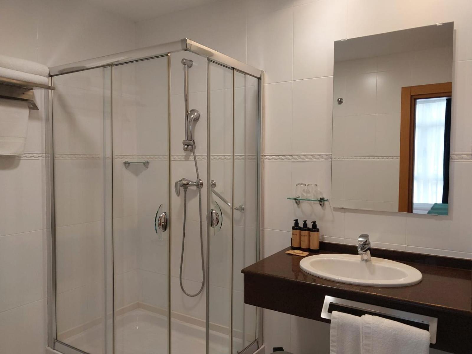 Hotel Nochendi Cangas de Onis Luaran gambar